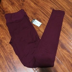 🌺 5/$25 NWT Rue21 Wine Dark Red Leggings